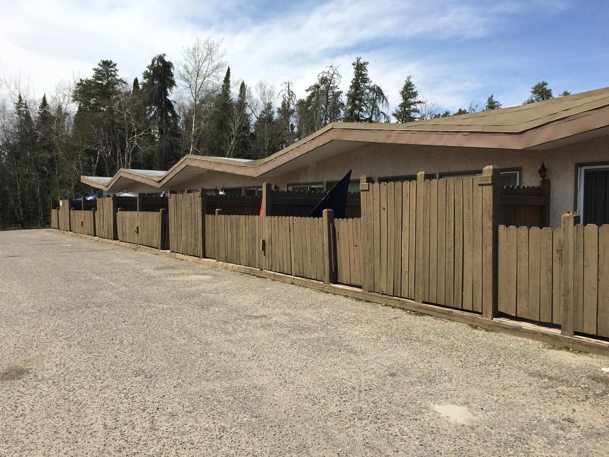 Falcon Lake Hotel Exterior foto